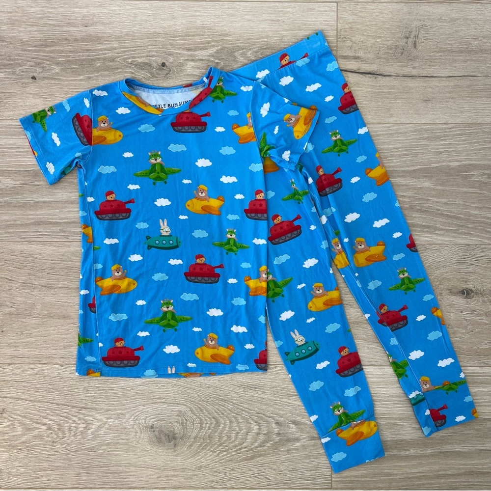 Bums & Roses Little Bum Bums Ready Jet Go Two Piece Set